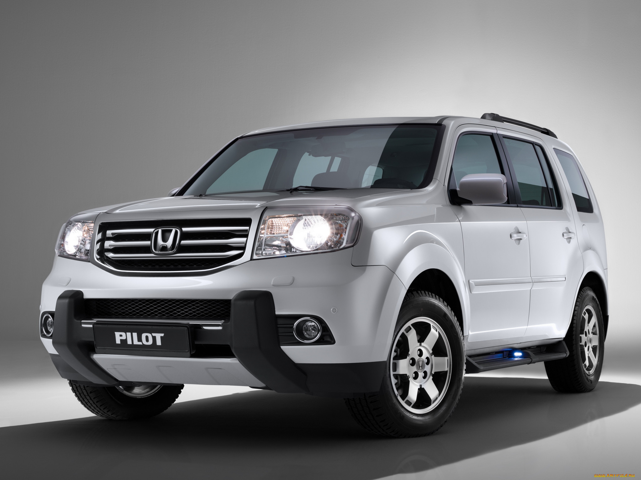 Пилот машина. Honda Pilot. Honda Pilot 2012. Хонда пилот Хонда пилот. Honda Pilot 2011.